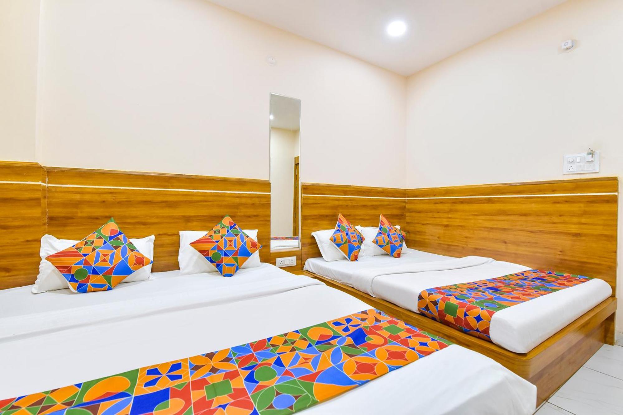 Fabhotel Somnath อุจเจน ภายนอก รูปภาพ