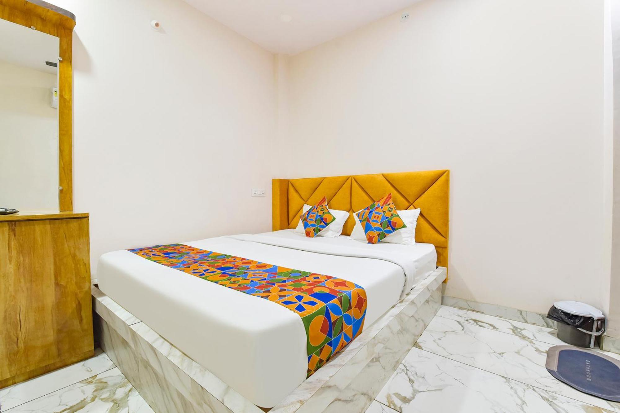 Fabhotel Somnath อุจเจน ภายนอก รูปภาพ